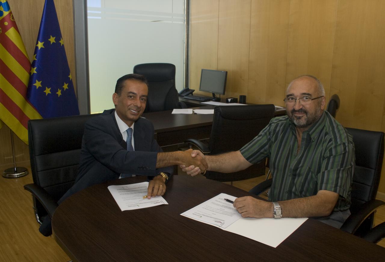 Firma convenio Portmader 2011