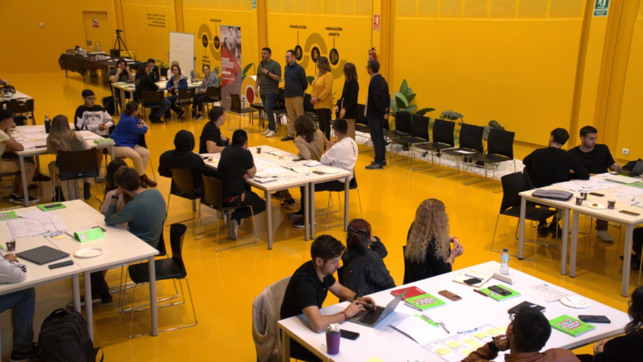 CEEI Elche mentoriza a los emprendedores participantes de la XIII Edición del EmprendeWeekend UMH