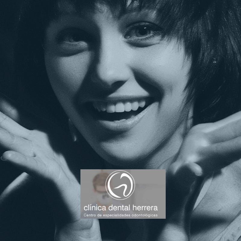 Clínica Dental Herrera Implante dental Malaga