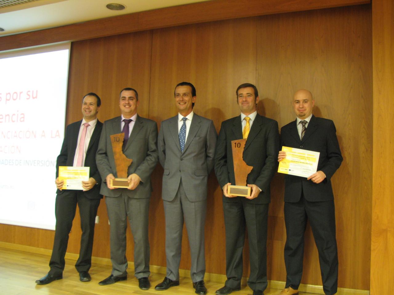 Foto de galardonados en Premios Empresas Innovadoras de la CV 2010