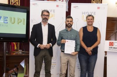 Acto entrega de premios y diplomas MOVE UP! emprende con �xito 2019 (9)
