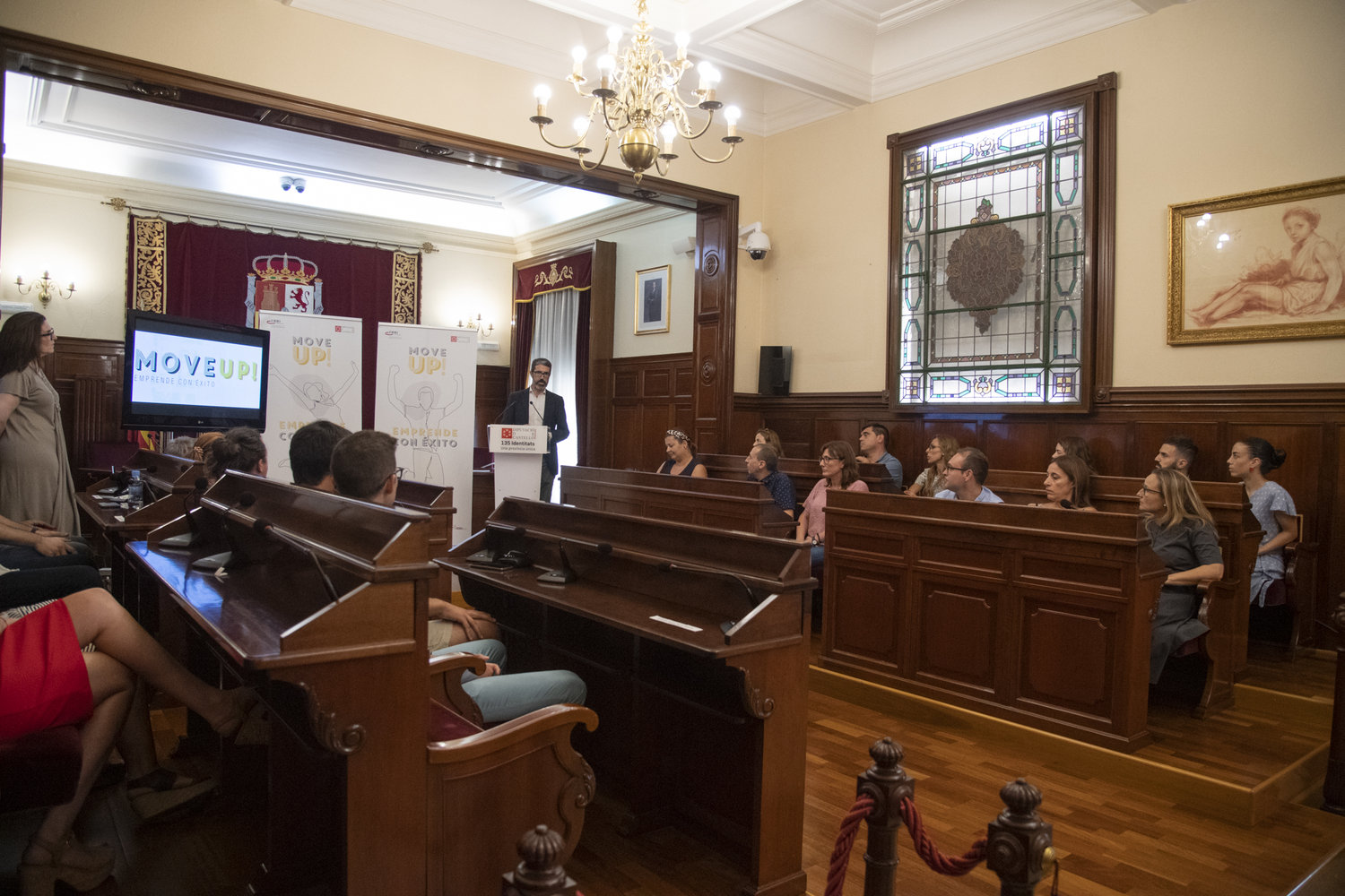 Acto entrega de premios y diplomas MOVE UP! emprende con �xito 2019 (34)[;;;][;;;]